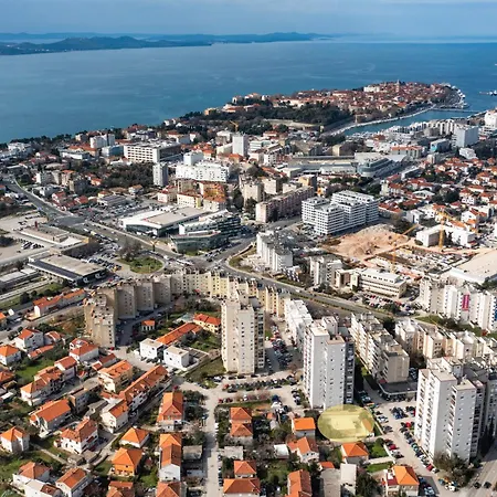 Three-bedroom Dina Apartman Zadar