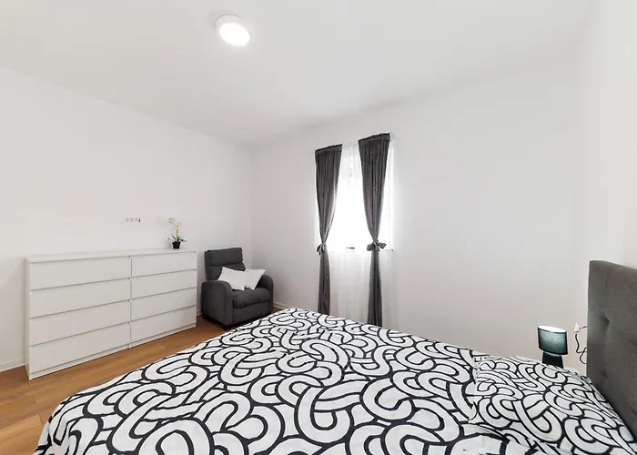 Three-bedroom Dina *