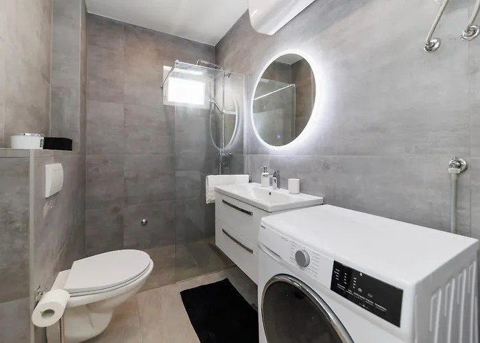 Three-bedroom Dina Zadar