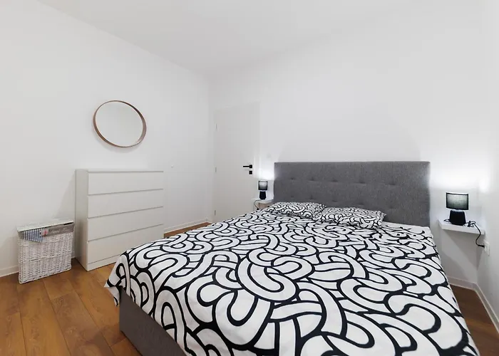 Διαμέρισμα Three-bedroom Dina